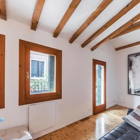 Au Nom De La Rose Apartament Wenecja