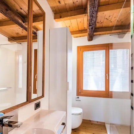 Au Nom De La Rose Apartamento *